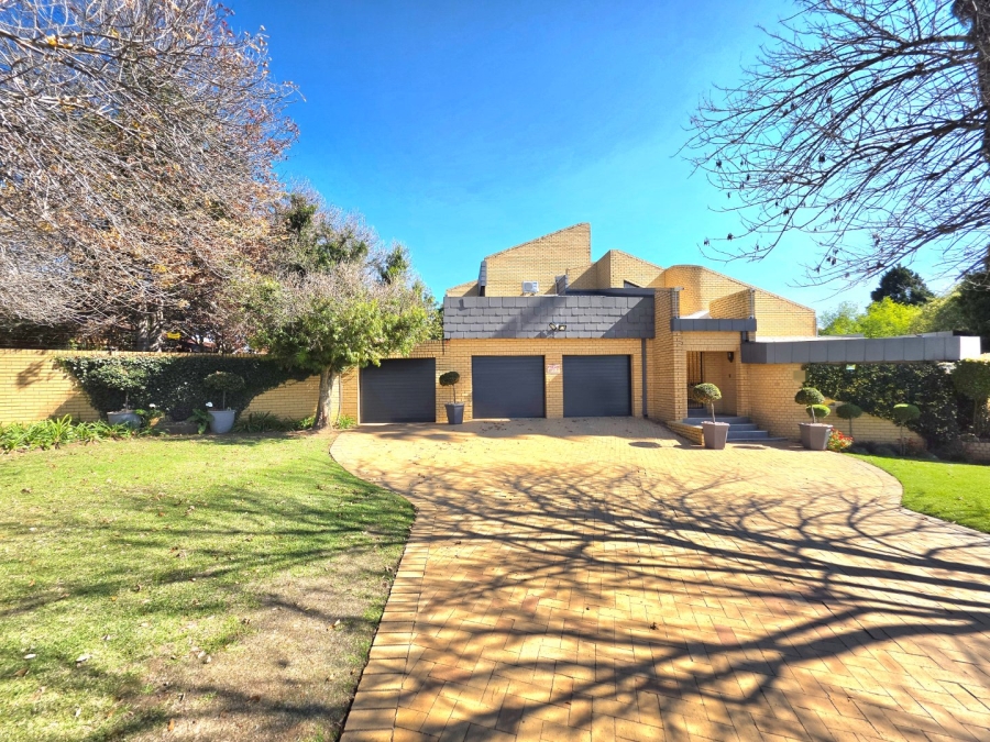 4 Bedroom Property for Sale in Panorama Free State
